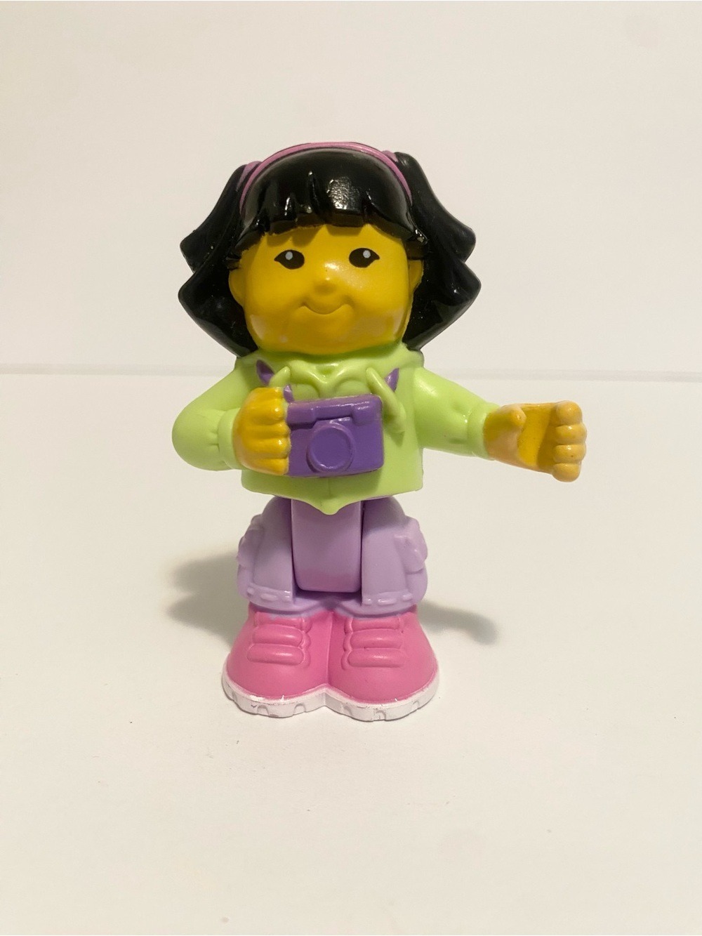 Fisher Price Little People School Girl Sonya Lee Bendable Action Figure 4/$20 🛑